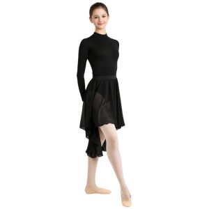 Gonna Asimmetrica: Stile e Movimento per la Danza – vista frontale